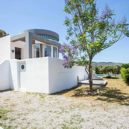Villa 50 Shades Of Blue